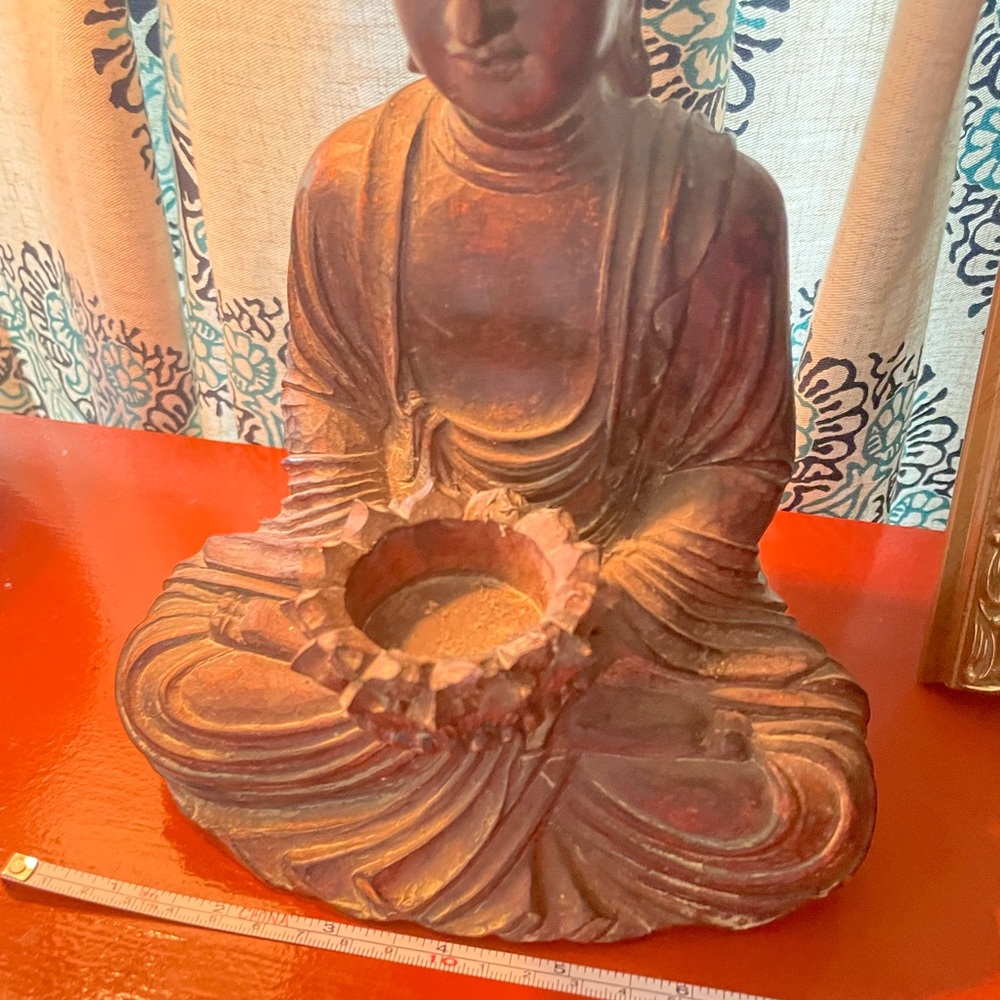Rustic Buddha Statue - Picture 3 of 10